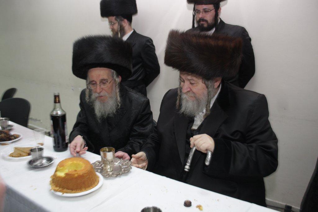 צפו בגלריה: ‏‏שמחת הפורשפיל בחצרות גורליץ פשוורסק