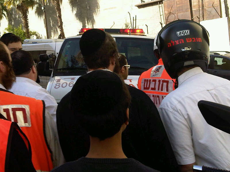 בני-ברק: ילד בן 6 נפגע מרכב הסעות