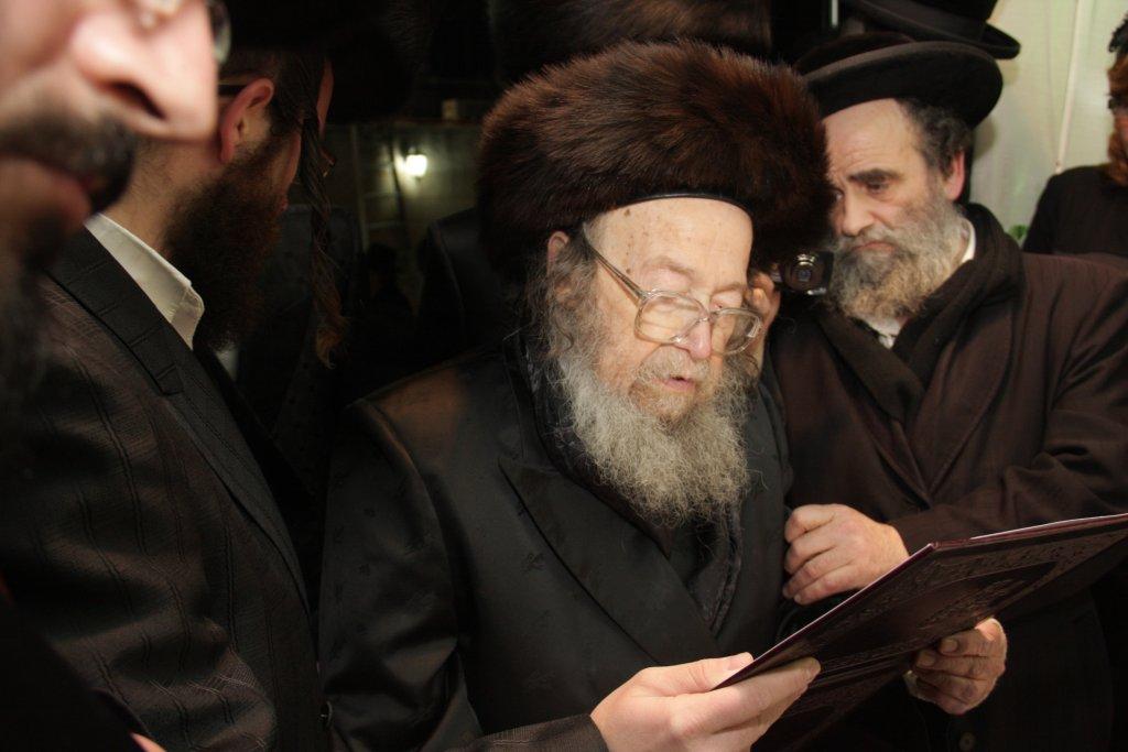 צפו בגלריה: ‏‏שמחת החתונה בחצר לעלוב