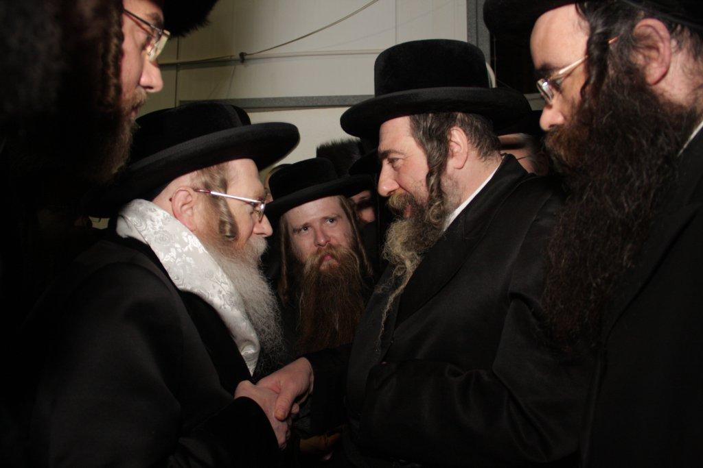 צפו בגלריה: ‏‏שמחת החתונה בחצר לעלוב