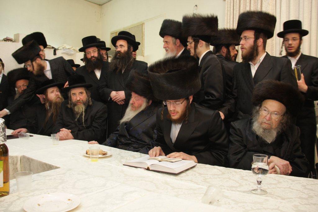 צפו בגלריה: ‏‏שמחת החתונה בחצר לעלוב