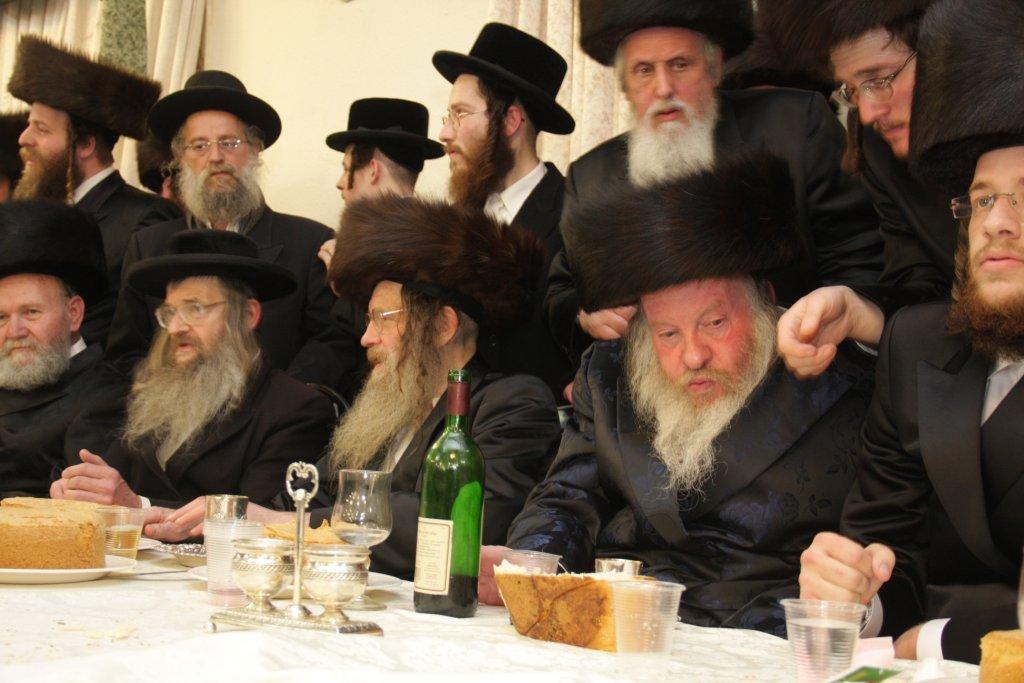 צפו בגלריה: ‏‏שמחת החתונה בחצר לעלוב