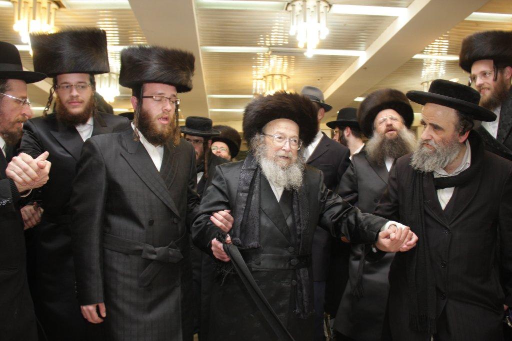 צפו בגלריה: ‏‏שמחת החתונה בחצר לעלוב