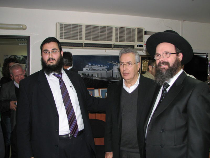 תמונות ניצחון: רבנים חדשים לפתח תקווה