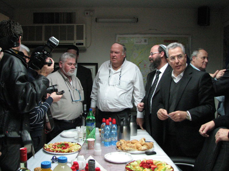 תמונות ניצחון: רבנים חדשים לפתח תקווה