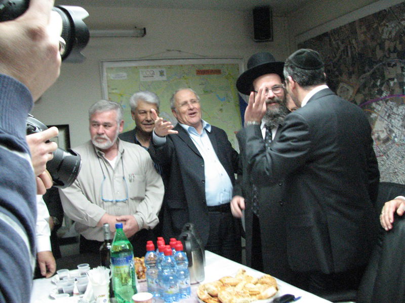 תמונות ניצחון: רבנים חדשים לפתח תקווה