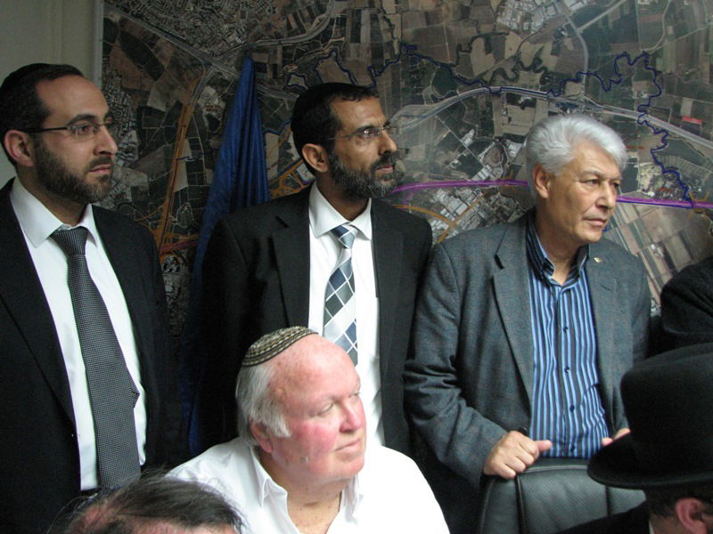 תמונות ניצחון: רבנים חדשים לפתח תקווה