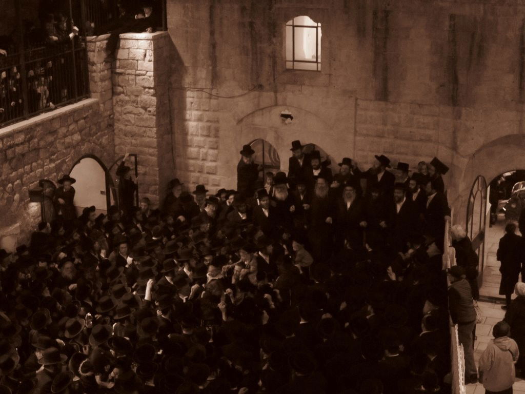 המסע נמשך: האדמו"ר מסאטמר ערך טיש במירון