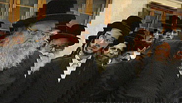 האדמו"ר ונכדו, הלילה