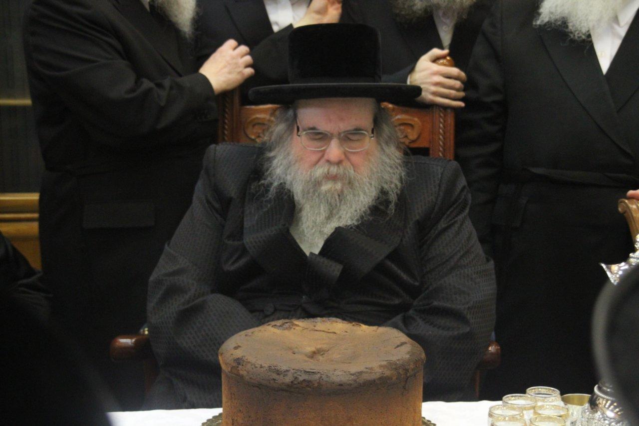 שמחה בבעלזא: נכד האדמו"ר סגר ווארט