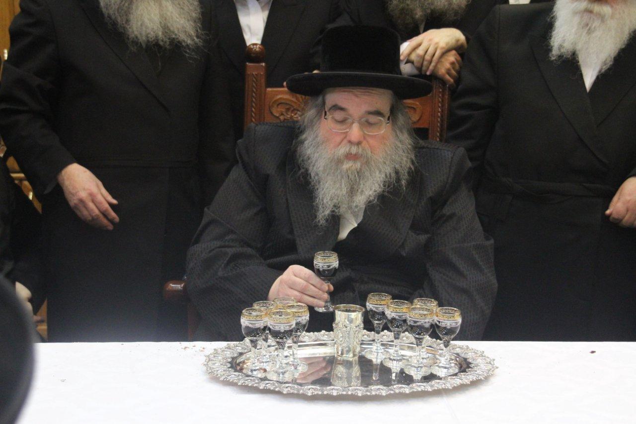 שמחה בבעלזא: נכד האדמו"ר סגר ווארט