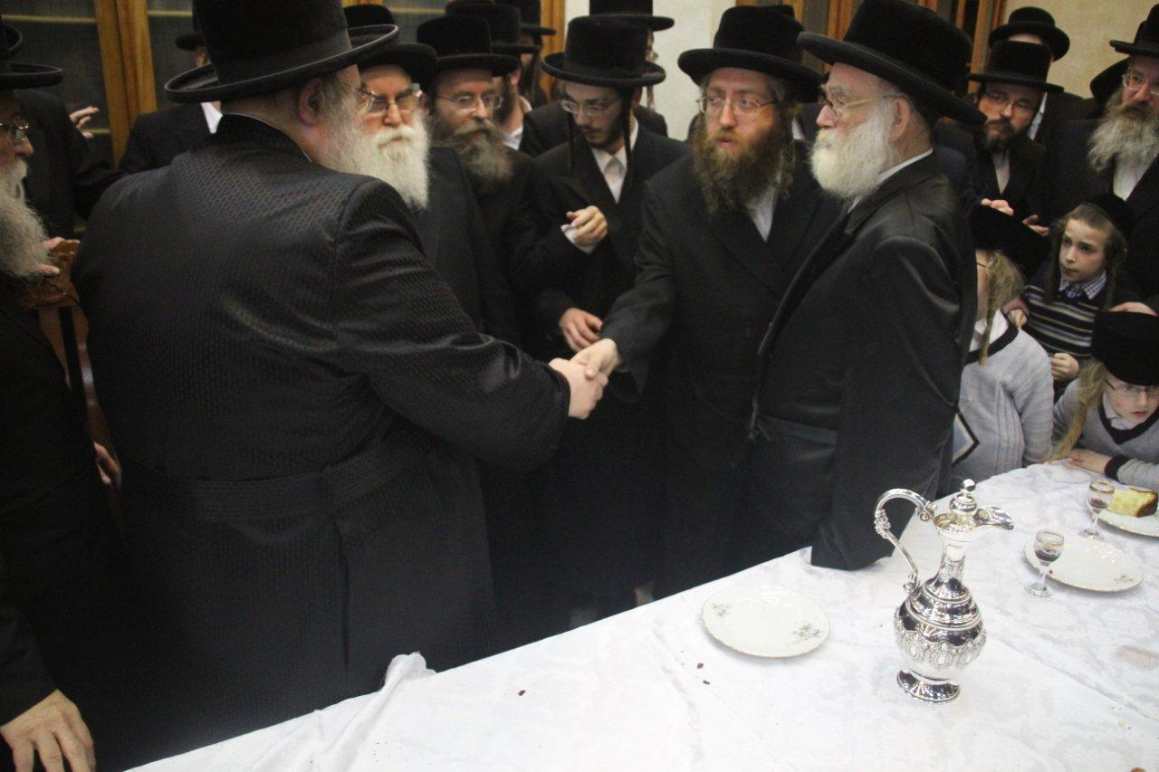 שמחה בבעלזא: נכד האדמו"ר סגר ווארט