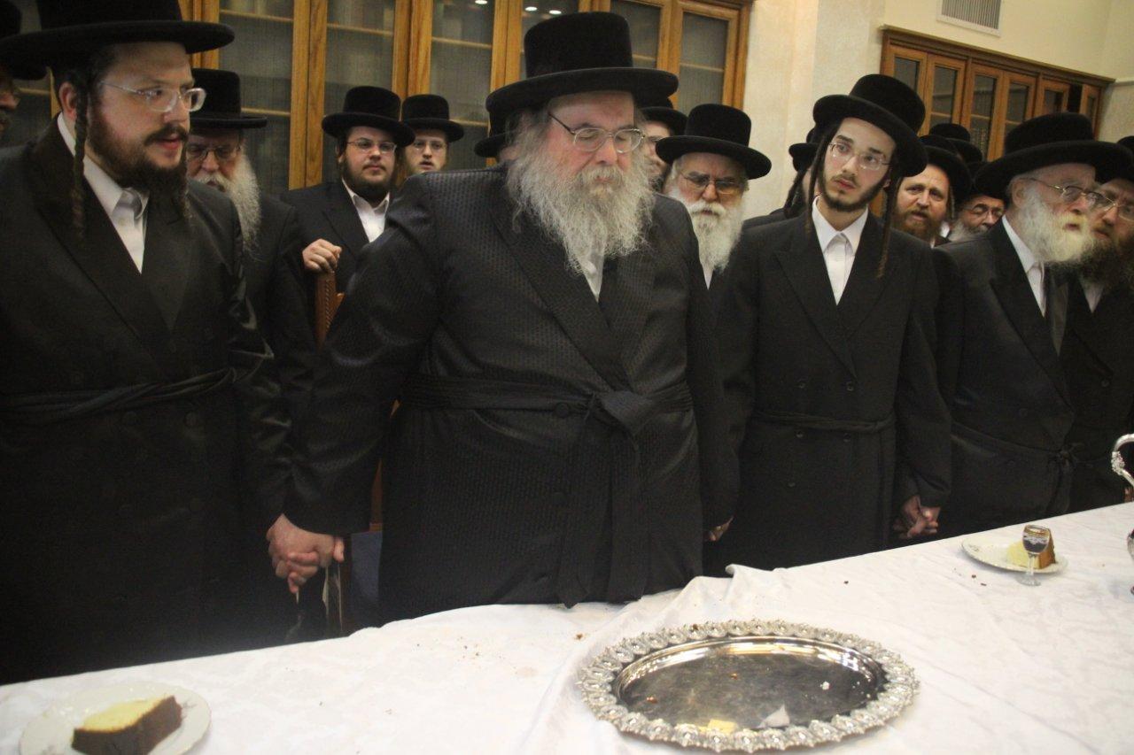 שמחה בבעלזא: נכד האדמו"ר סגר ווארט