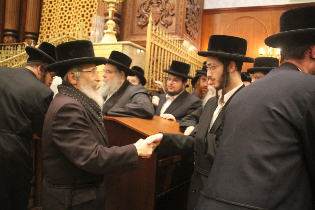 שמחה בבעלזא: נכד האדמו"ר סגר ווארט