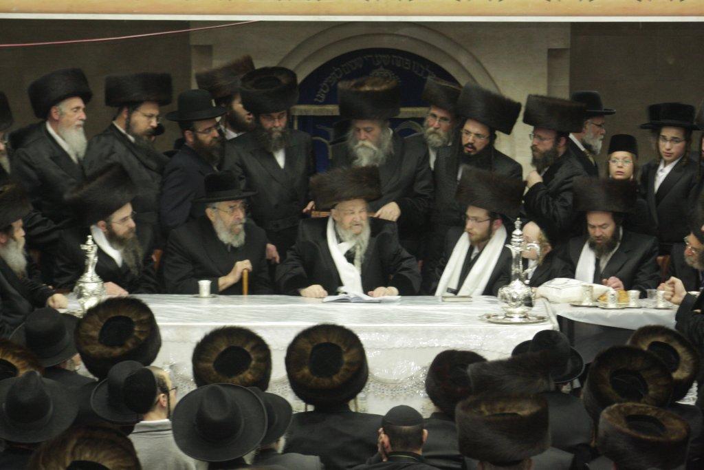 גלריה: חתונת נכדת האדמו"ר מנדבורנה