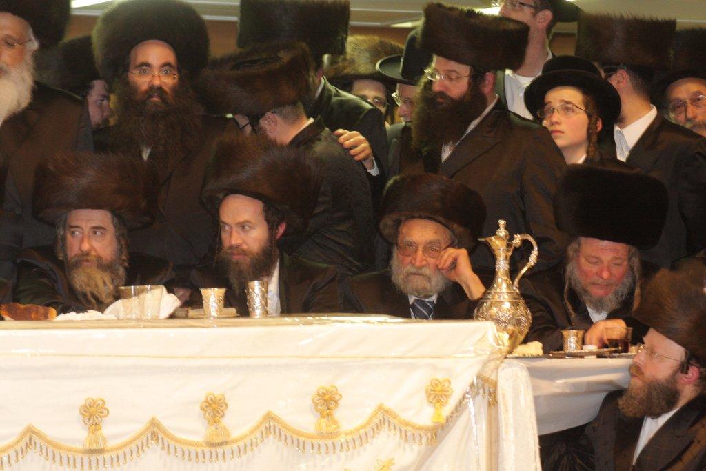 גלריה: חתונת נכדת האדמו"ר מנדבורנה