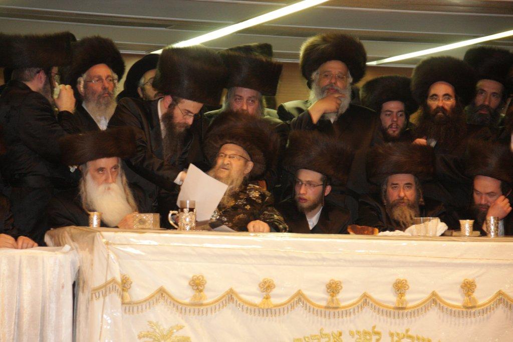 גלריה: חתונת נכדת האדמו"ר מנדבורנה