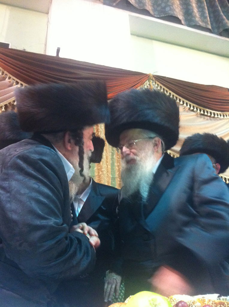 תמונות: חתונת נכד האדמו"ר מסלונים