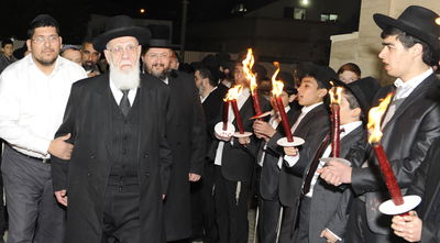 הרב שלום הכהן מגיע לאירוע