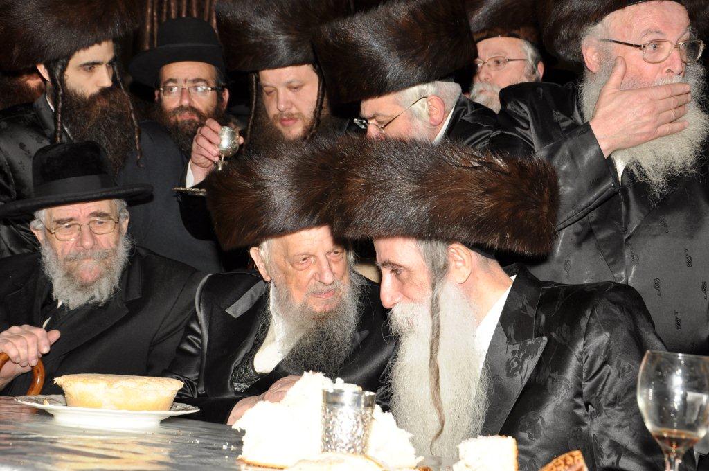 גלריית ענק: שמחת בית בעלזא-מכנובקא