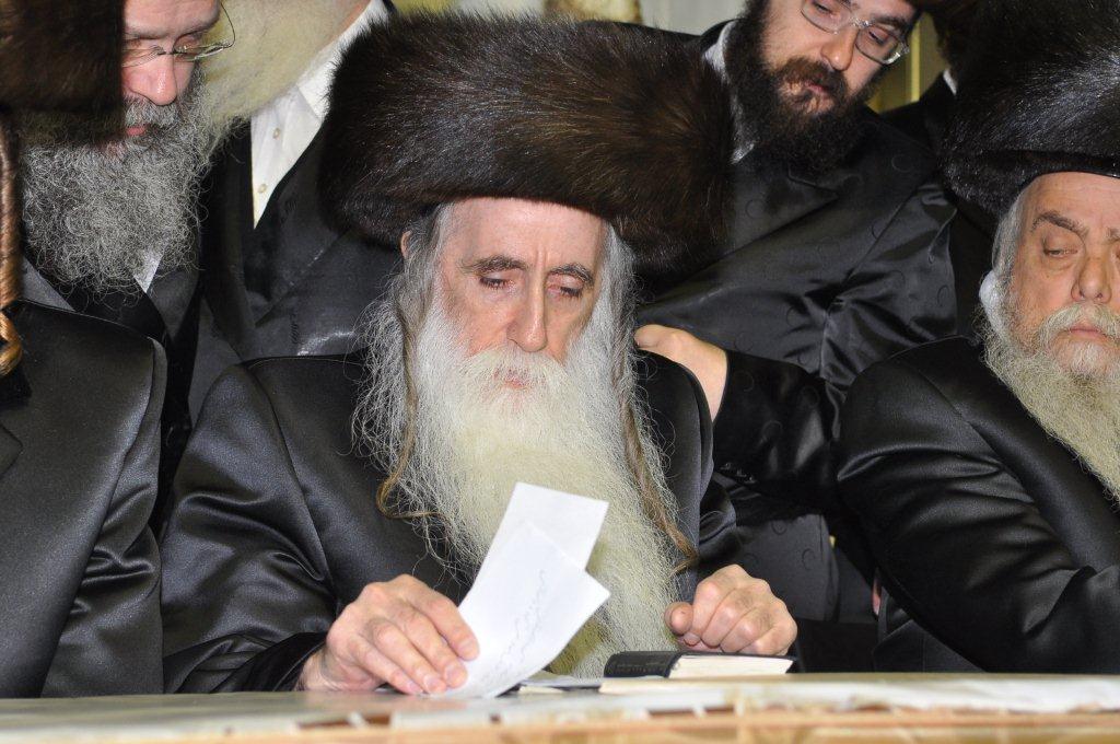 גלריית ענק: שמחת בית בעלזא-מכנובקא