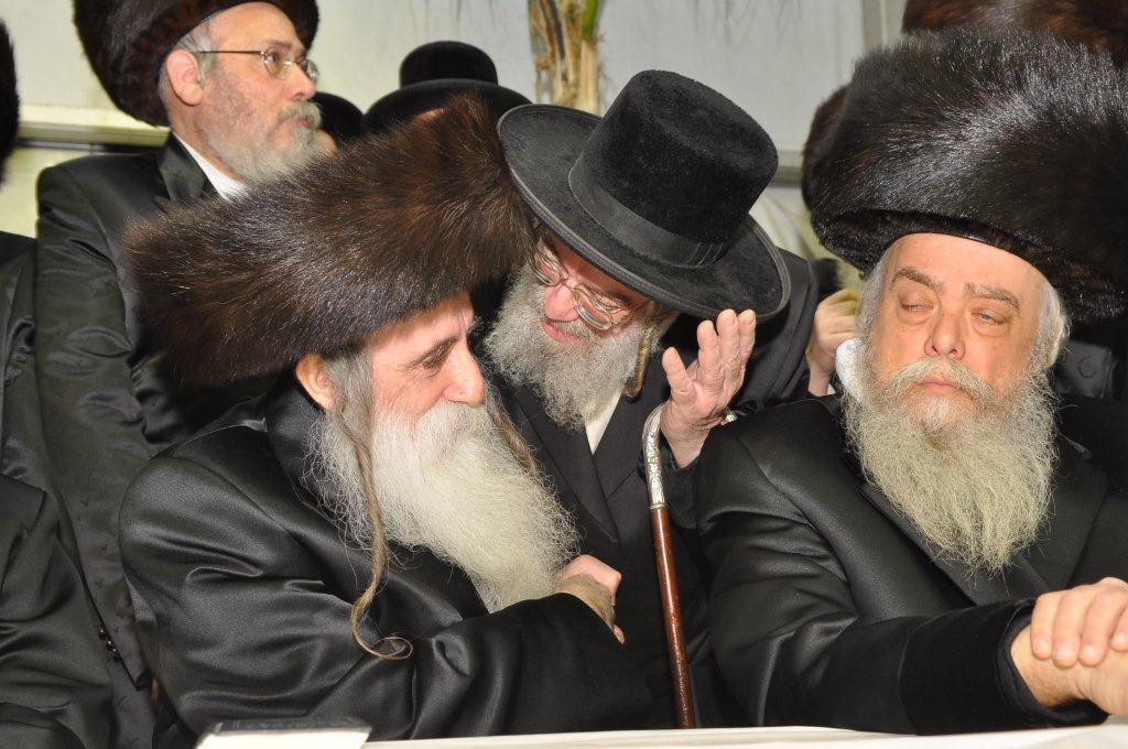 גלריית ענק: שמחת בית בעלזא-מכנובקא