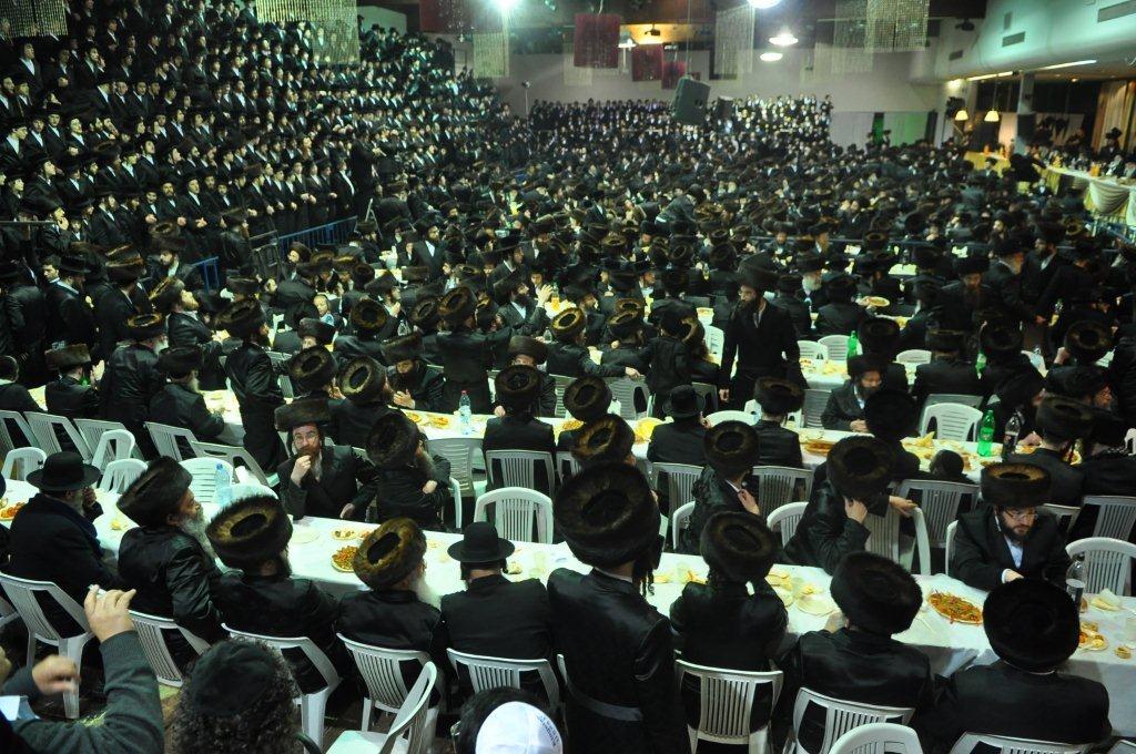 גלריית ענק: שמחת בית בעלזא-מכנובקא