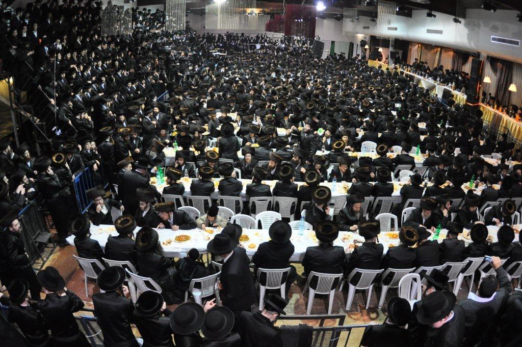 גלריית ענק: שמחת בית בעלזא-מכנובקא