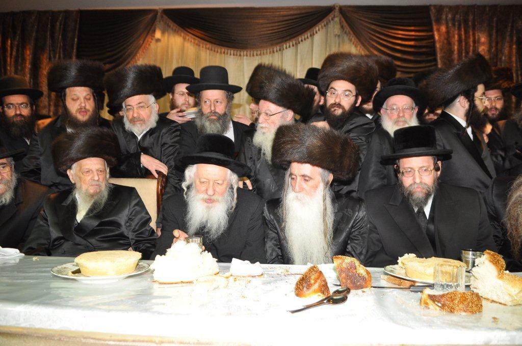 גלריית ענק: שמחת בית בעלזא-מכנובקא