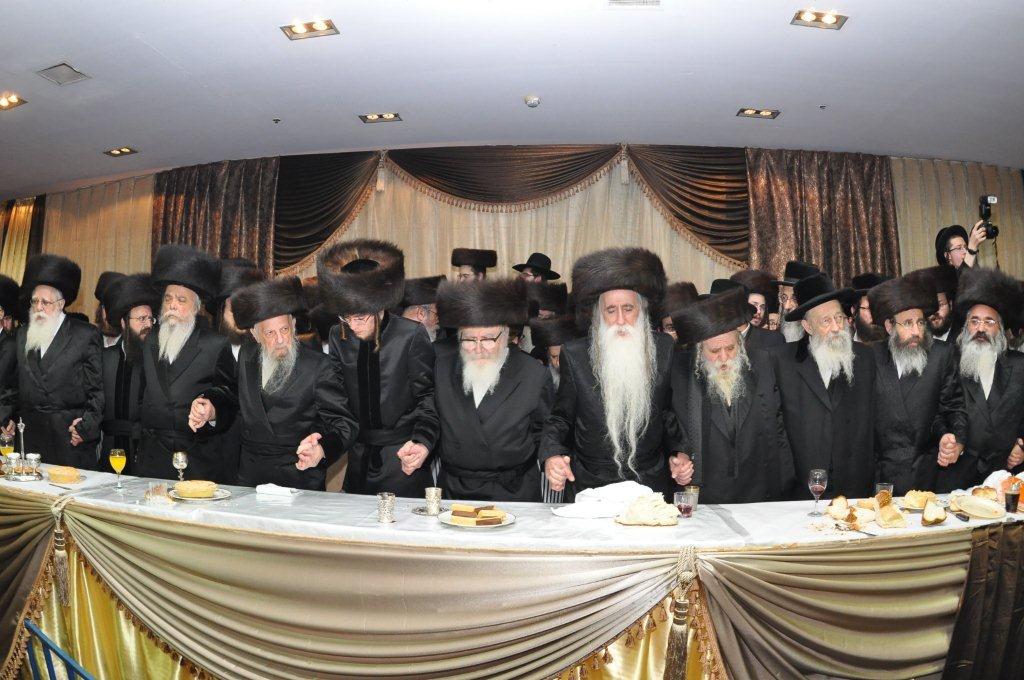 גלריית ענק: שמחת בית בעלזא-מכנובקא