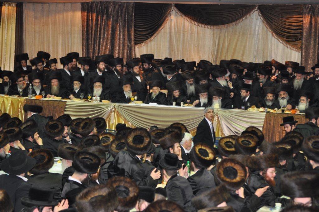 גלריית ענק: שמחת בית בעלזא-מכנובקא