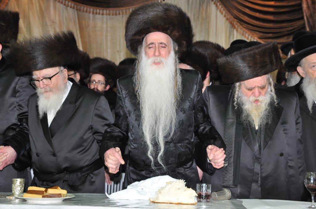 גלריית ענק: שמחת בית בעלזא-מכנובקא