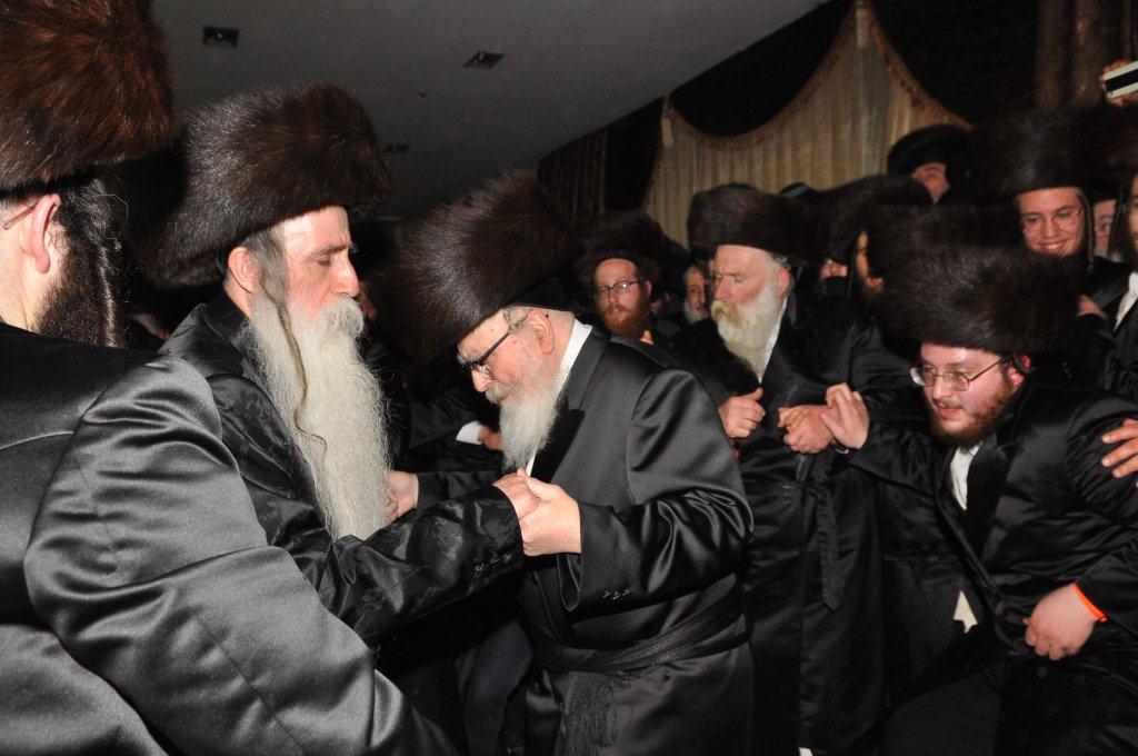 גלריית ענק: שמחת בית בעלזא-מכנובקא