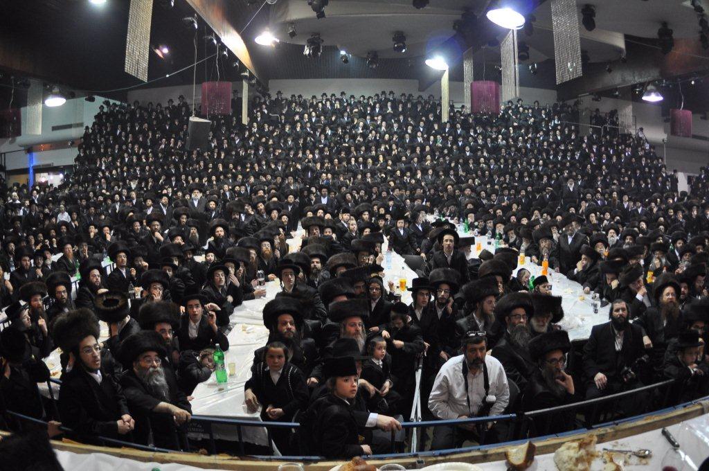 גלריית ענק: שמחת בית בעלזא-מכנובקא