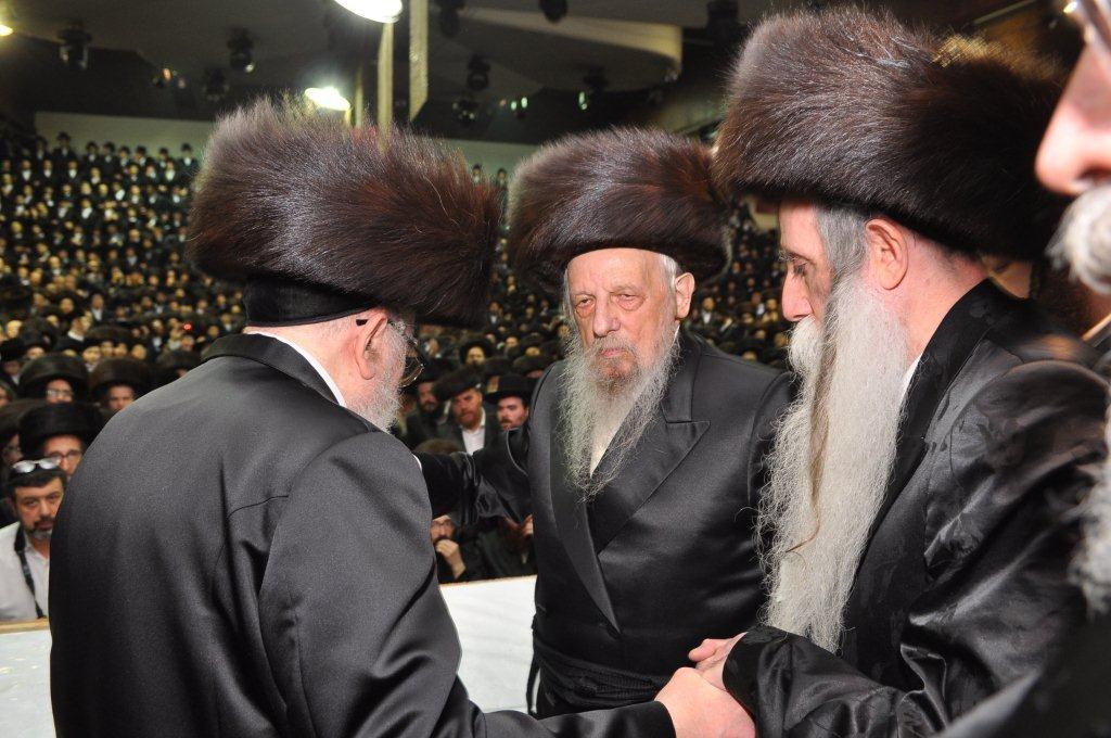 גלריית ענק: שמחת בית בעלזא-מכנובקא