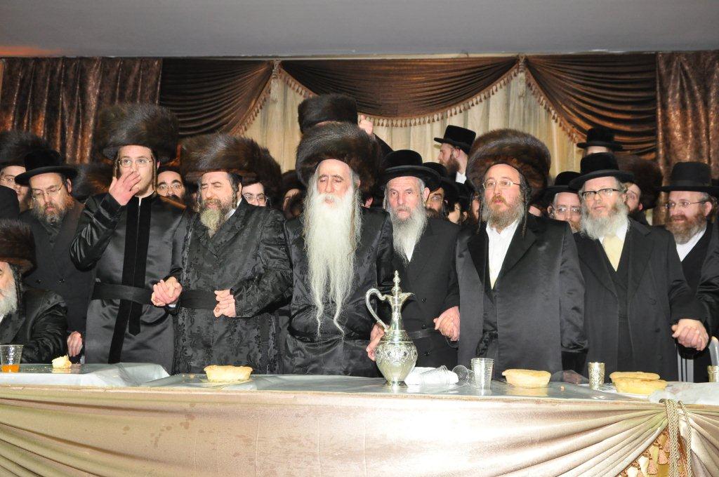 גלריית ענק: שמחת בית בעלזא-מכנובקא