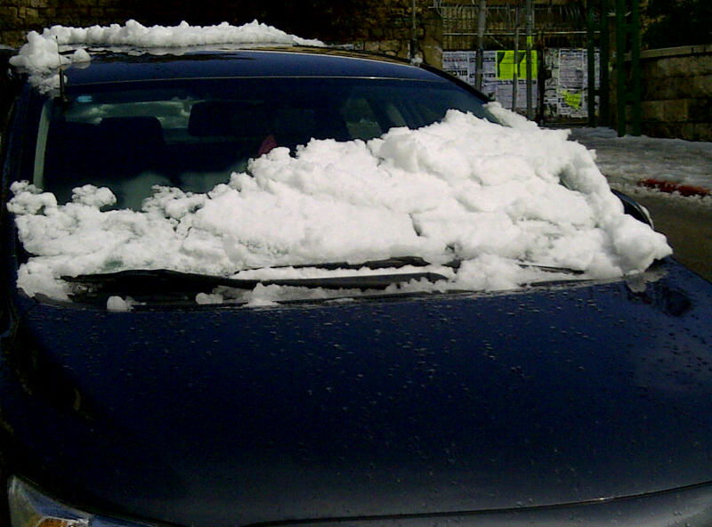 המגבים נשארו שלמים? (צילום: הגולש שוקי) (