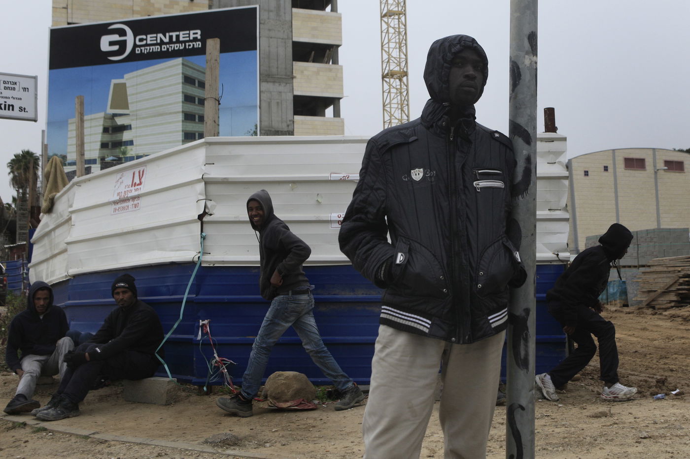 ,,עובדים זרים