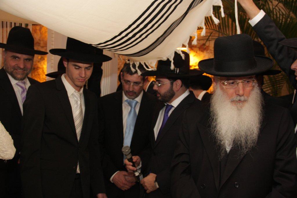 גלריית ענק: יהודה אבידן חיתן בת, כולם הגיעו לחגוג