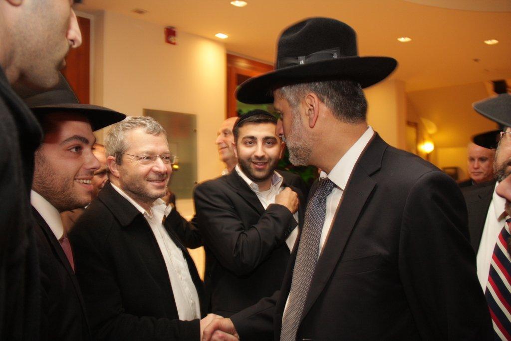 גלריית ענק: יהודה אבידן חיתן בת, כולם הגיעו לחגוג