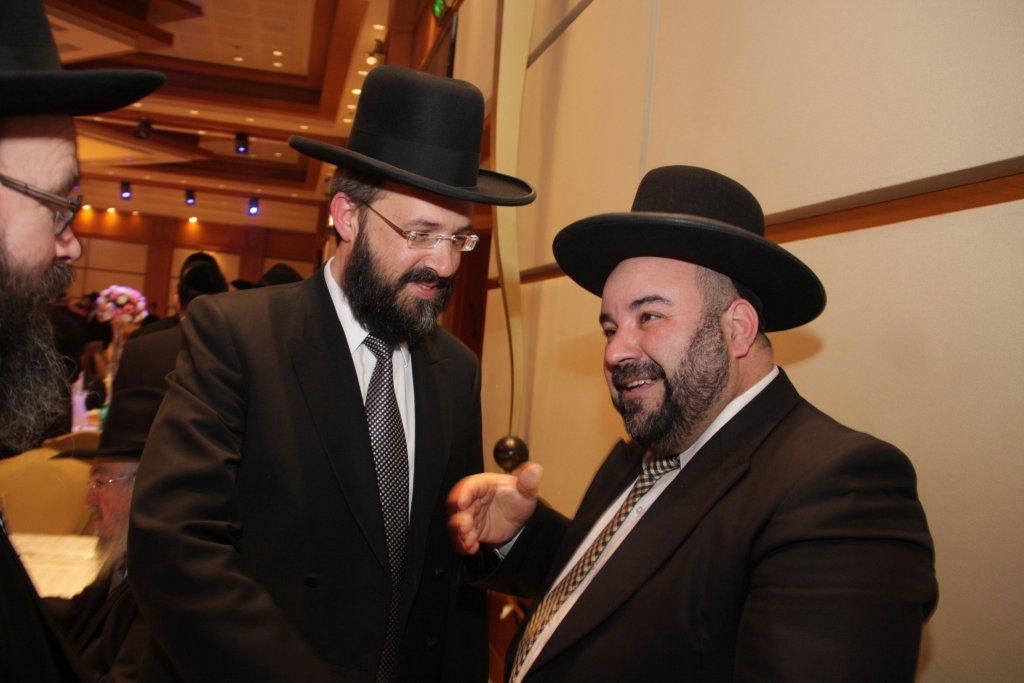 גלריית ענק: יהודה אבידן חיתן בת, כולם הגיעו לחגוג