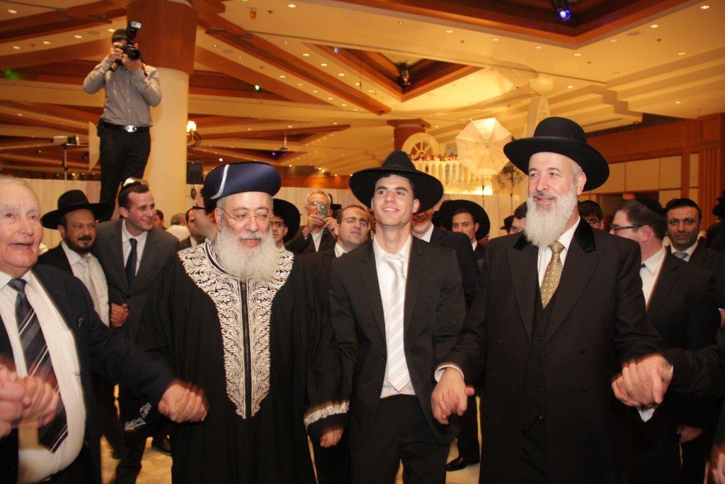 גלריית ענק: יהודה אבידן חיתן בת, כולם הגיעו לחגוג