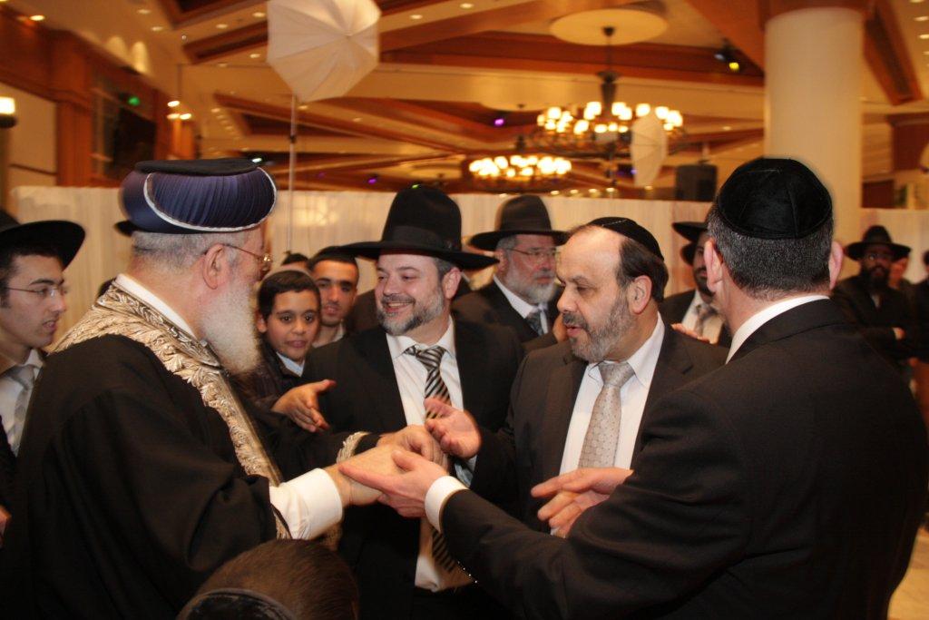 גלריית ענק: יהודה אבידן חיתן בת, כולם הגיעו לחגוג