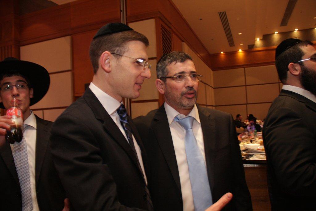 גלריית ענק: יהודה אבידן חיתן בת, כולם הגיעו לחגוג