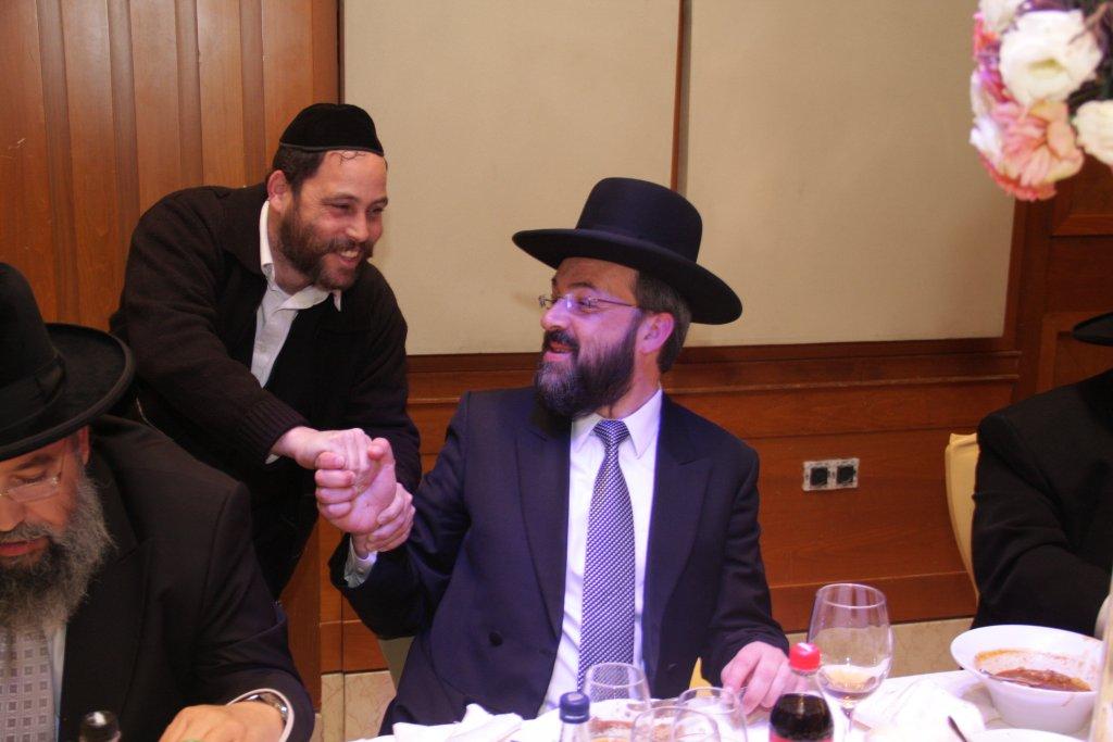 גלריית ענק: יהודה אבידן חיתן בת, כולם הגיעו לחגוג