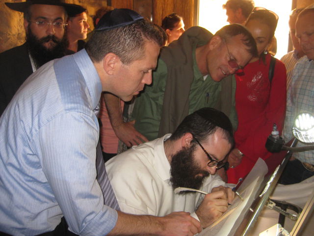 השר גלעד ארדן: "הלקח מהמן - להגן מאיראן גרעינית"