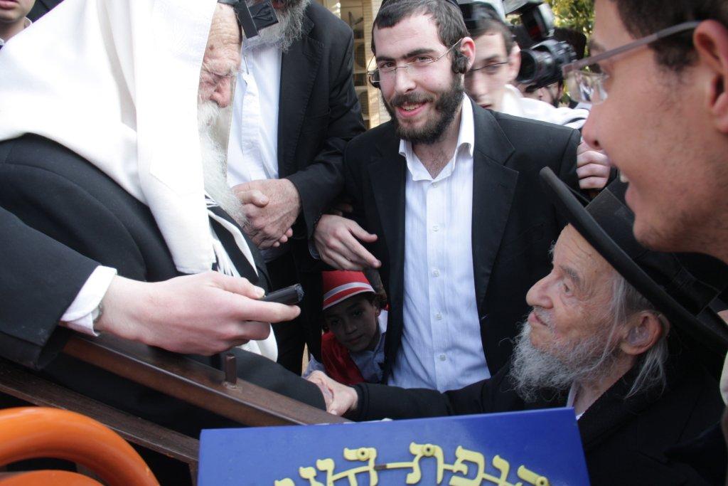 לאחר קריאת המגילה: ברית לנין גדולי ישראל