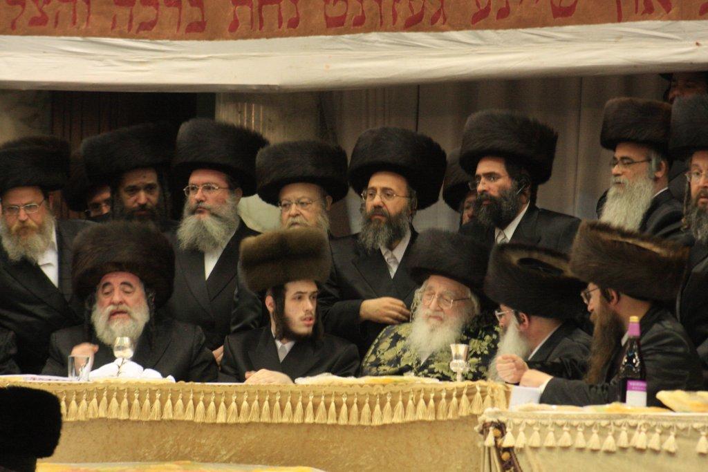 פרויקט ענק ב'כיכר השבת': 96 שנות אור, 96 תמונות מרהיבות