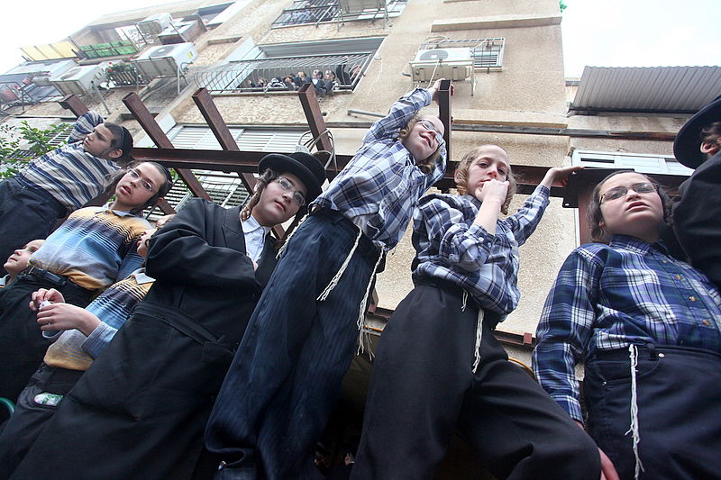 אבל בציבור החרדי: רבבות בהלווית כ"ק מרן האדמו"ר מויז'ניץ זצוק"ל