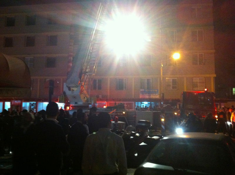 עשרות קשישים נפגעו בשריפה בבני-ברק